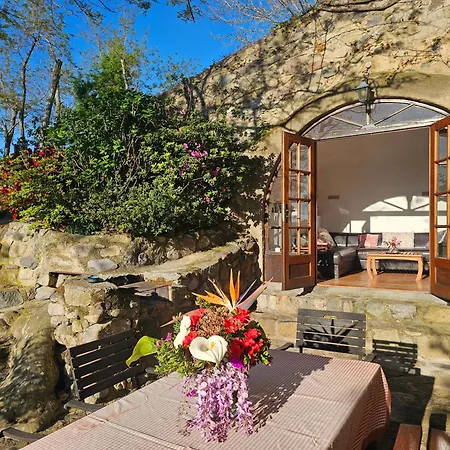 En Rez-de-jardin Apartment